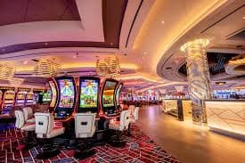 Lucky Neko bonus features and free spins